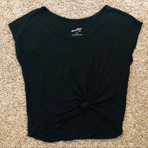 Universal threads t shirt